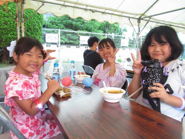 夏まつりの様子