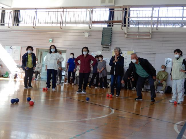 ボッチャの試合をしている様子