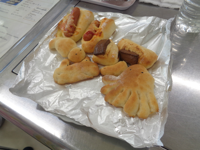 焼きあがったパン