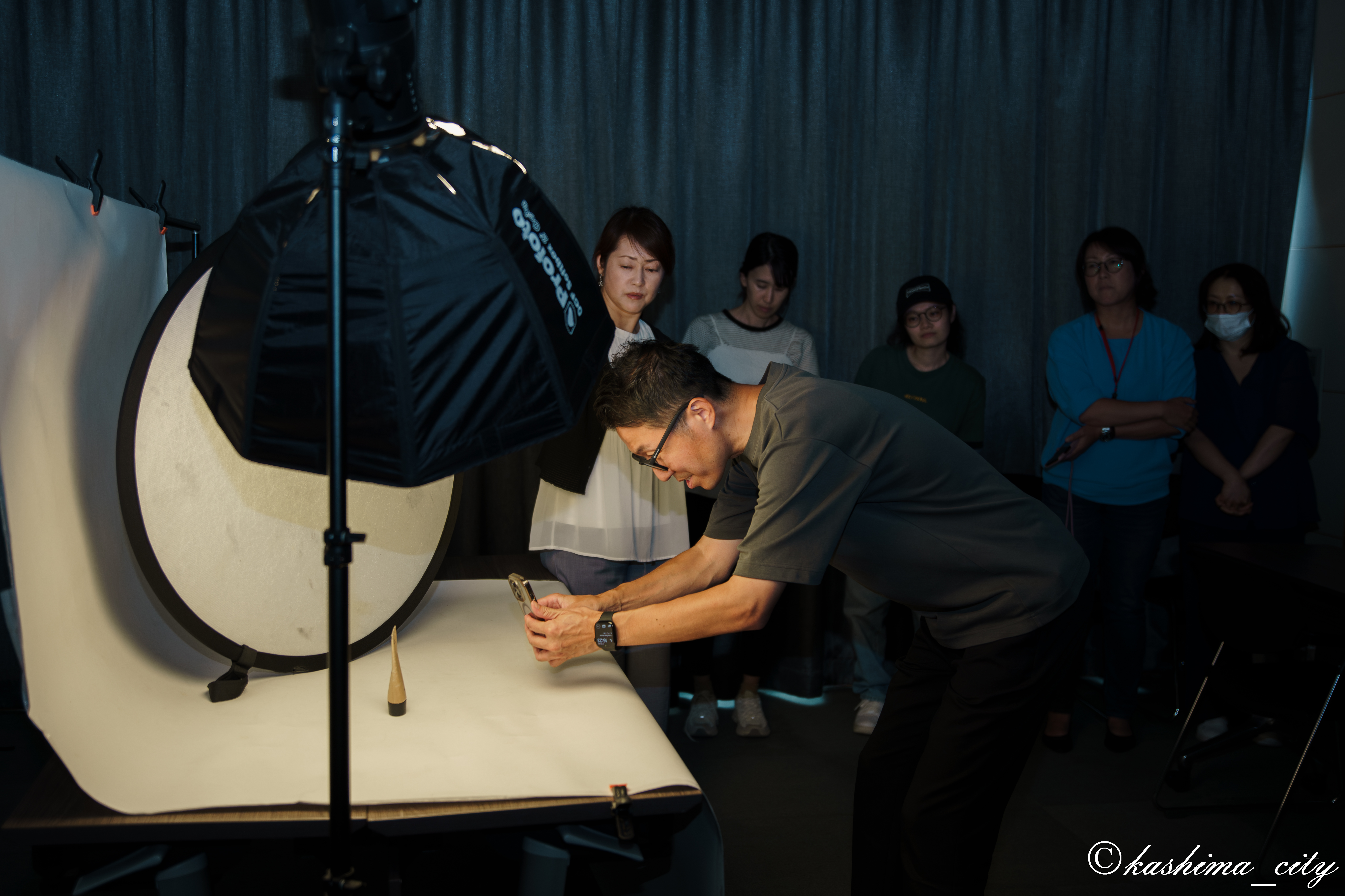 写真の撮り方を実演