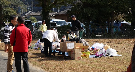 フリーマーケットで販売