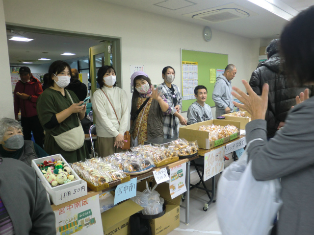 宮中南区ワッフル販売