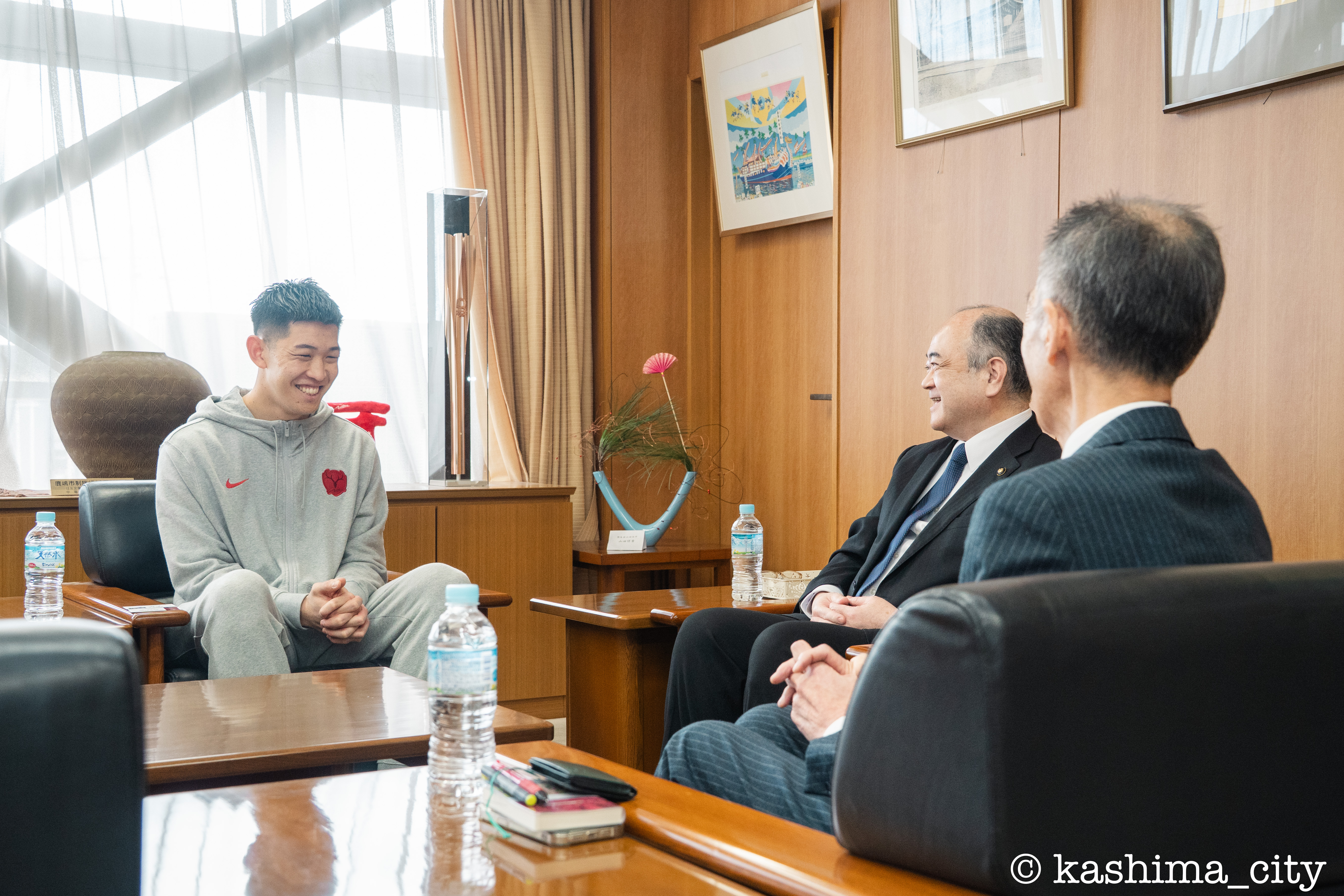 早川選手と市長、副市長