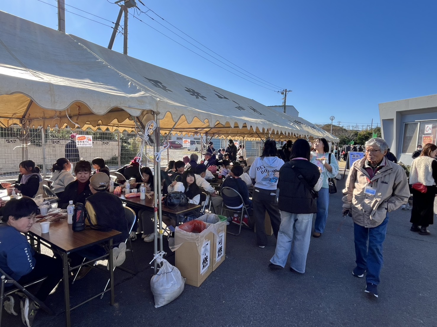 ひらいまつりの様子