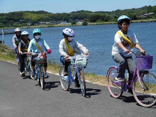 北浦一周サイクリング　行方側堤防を快走