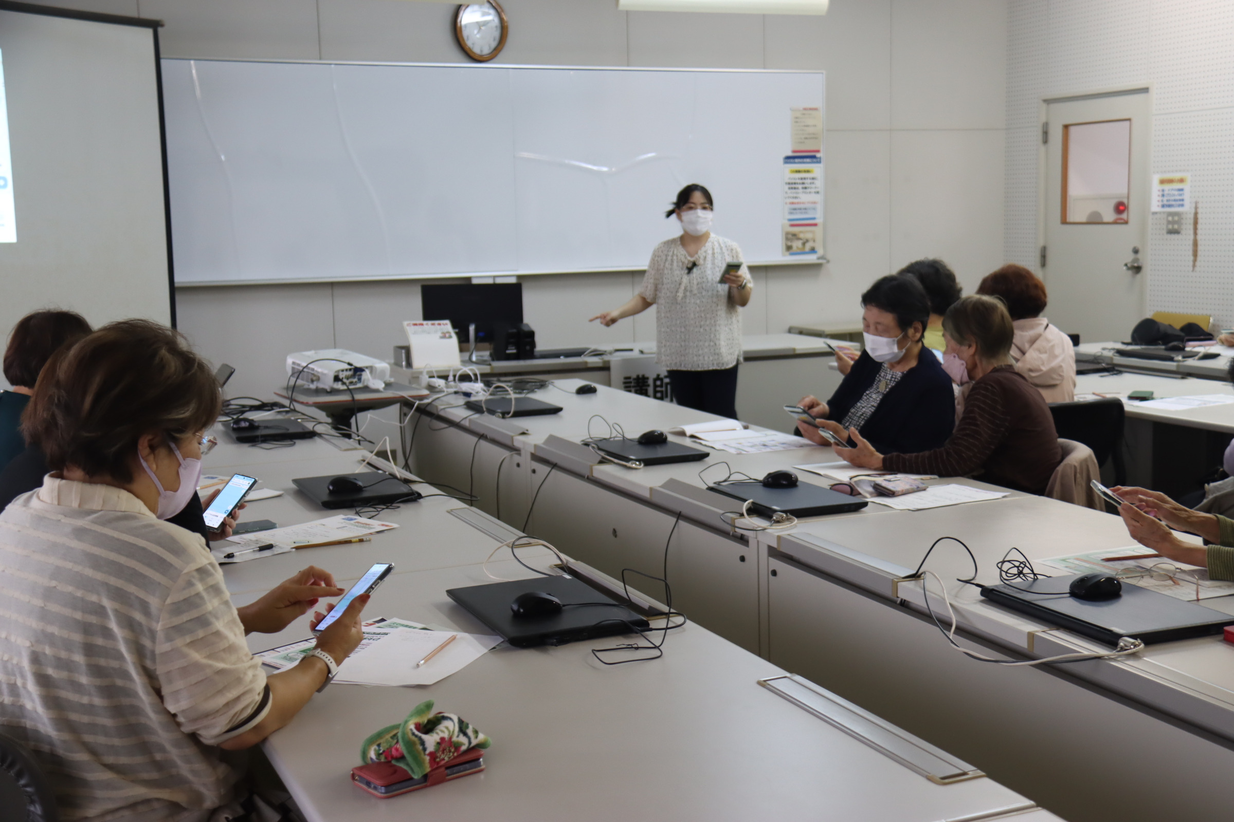 第1回市民カレッジ初心者向けスマホ体験教室動報告④