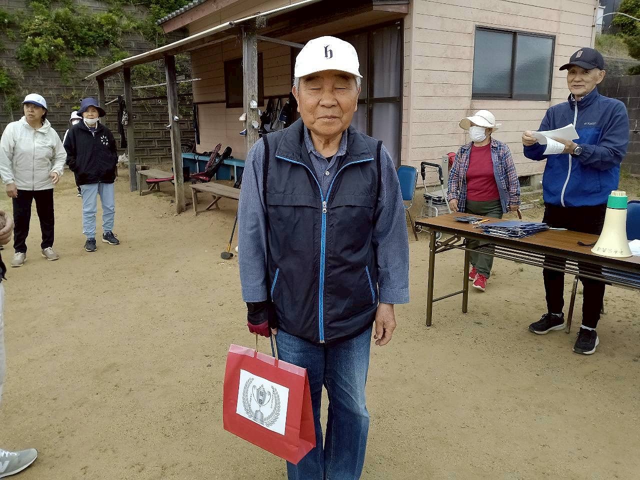 グラウンドゴルフの様子