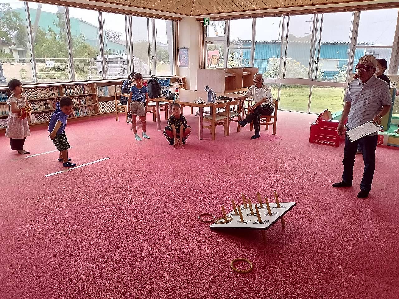 輪投げゲームの様子